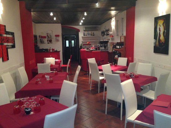 Red Ristorante Steak House